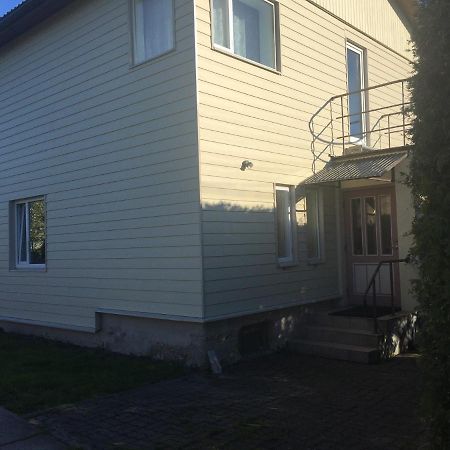 Transvaali 28 B&B Kuressaare Exterior photo